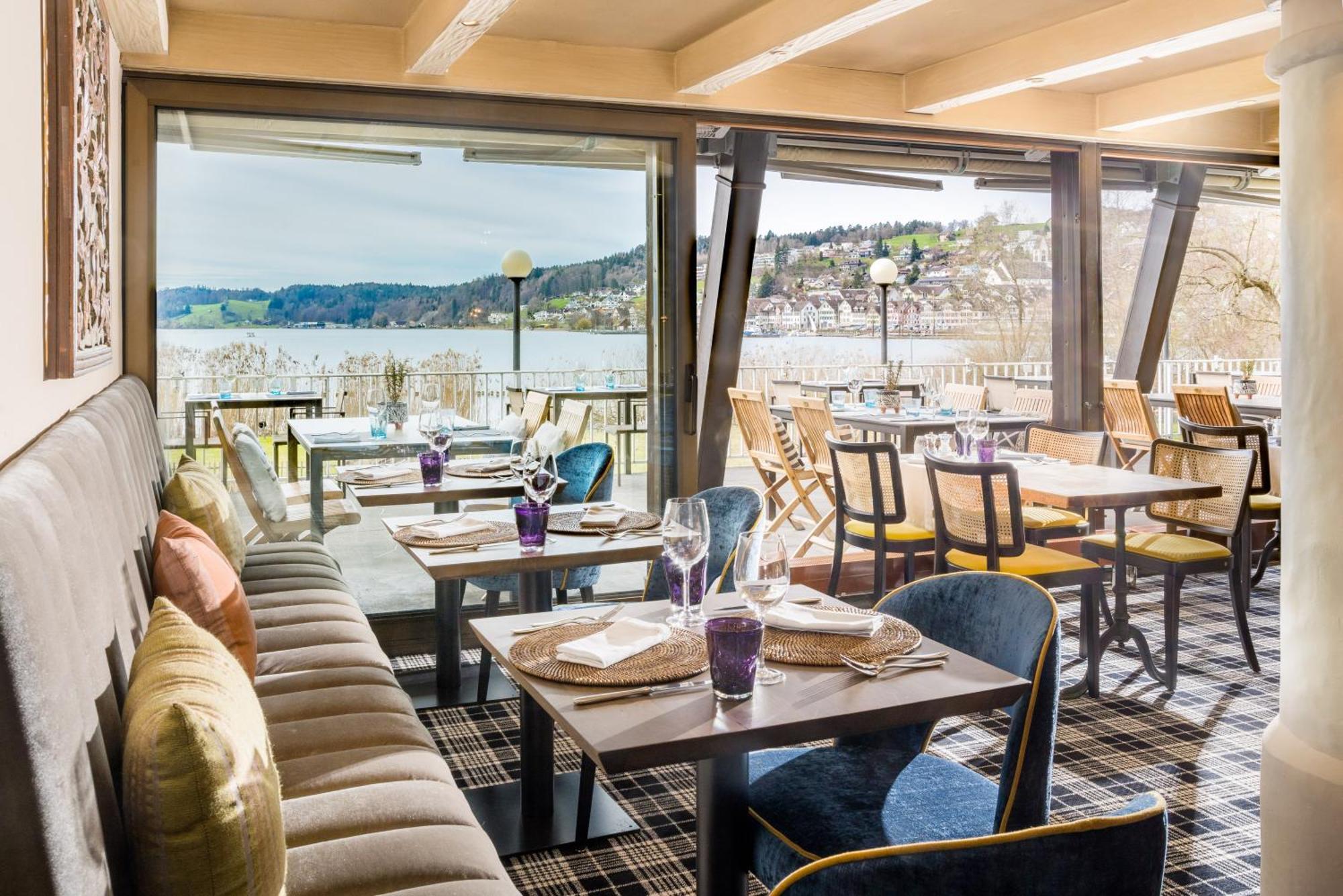 Strandhotel *